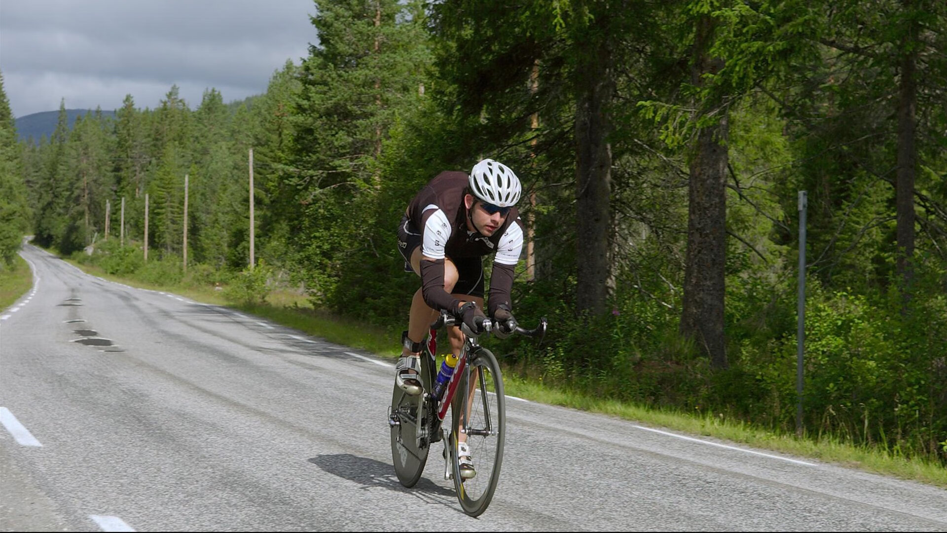 _极地冰雪极限车：雪原极速狂飙_，极地冰雪图片
