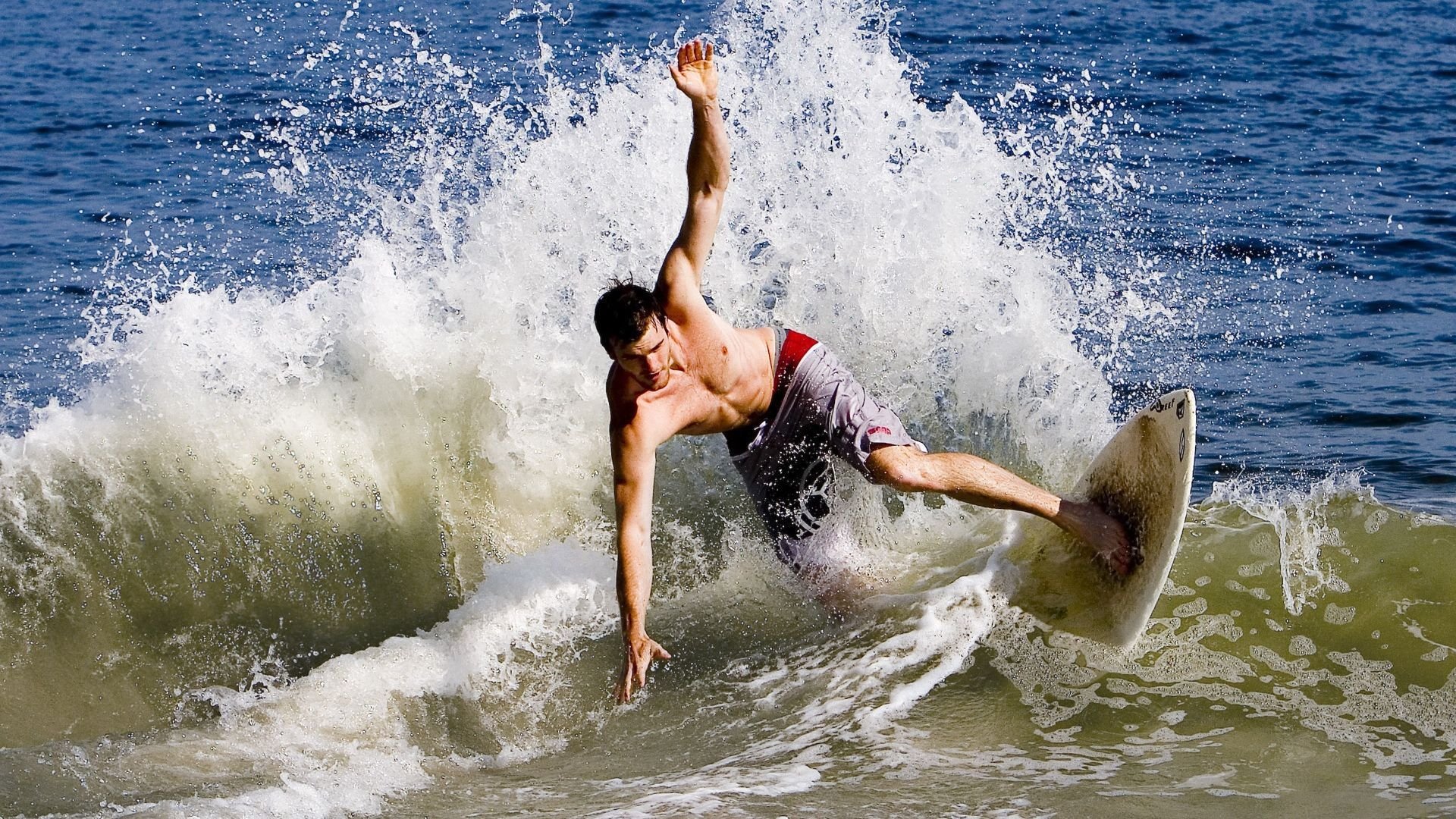 今年电竞行业年度报告:市场规模、用户增长、行业趋势全面解读