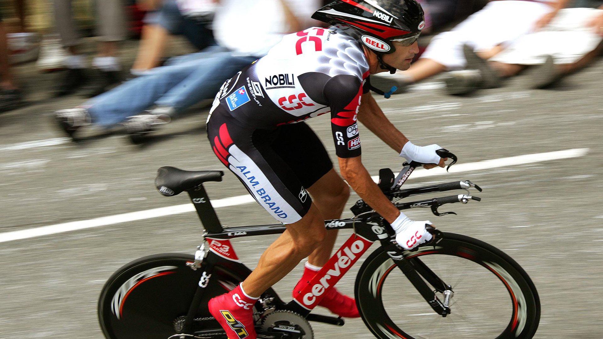 闪闪发光:明星球员的比赛最佳瞬间,闪闪发光的你九位选手年龄